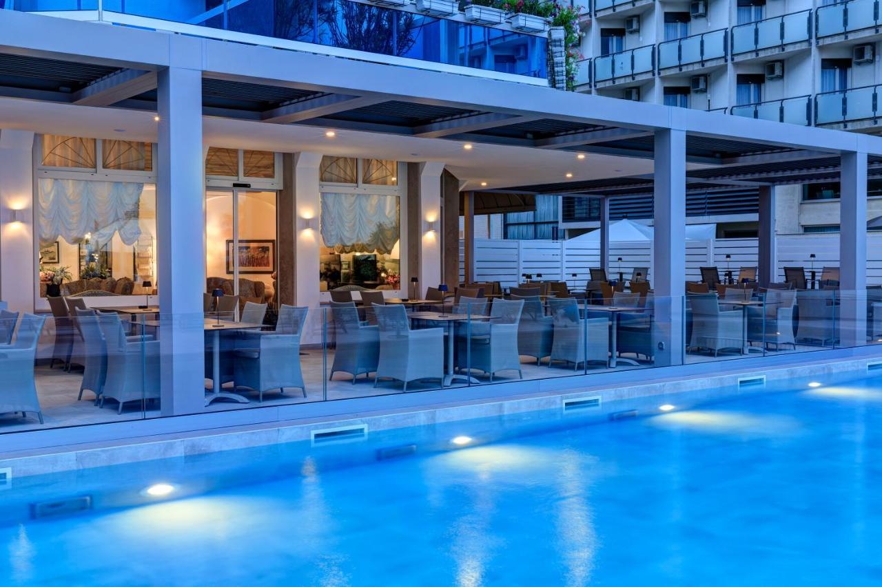 Hotel Cavalieri Palace & Suites Lido di Jesolo Dış mekan fotoğraf