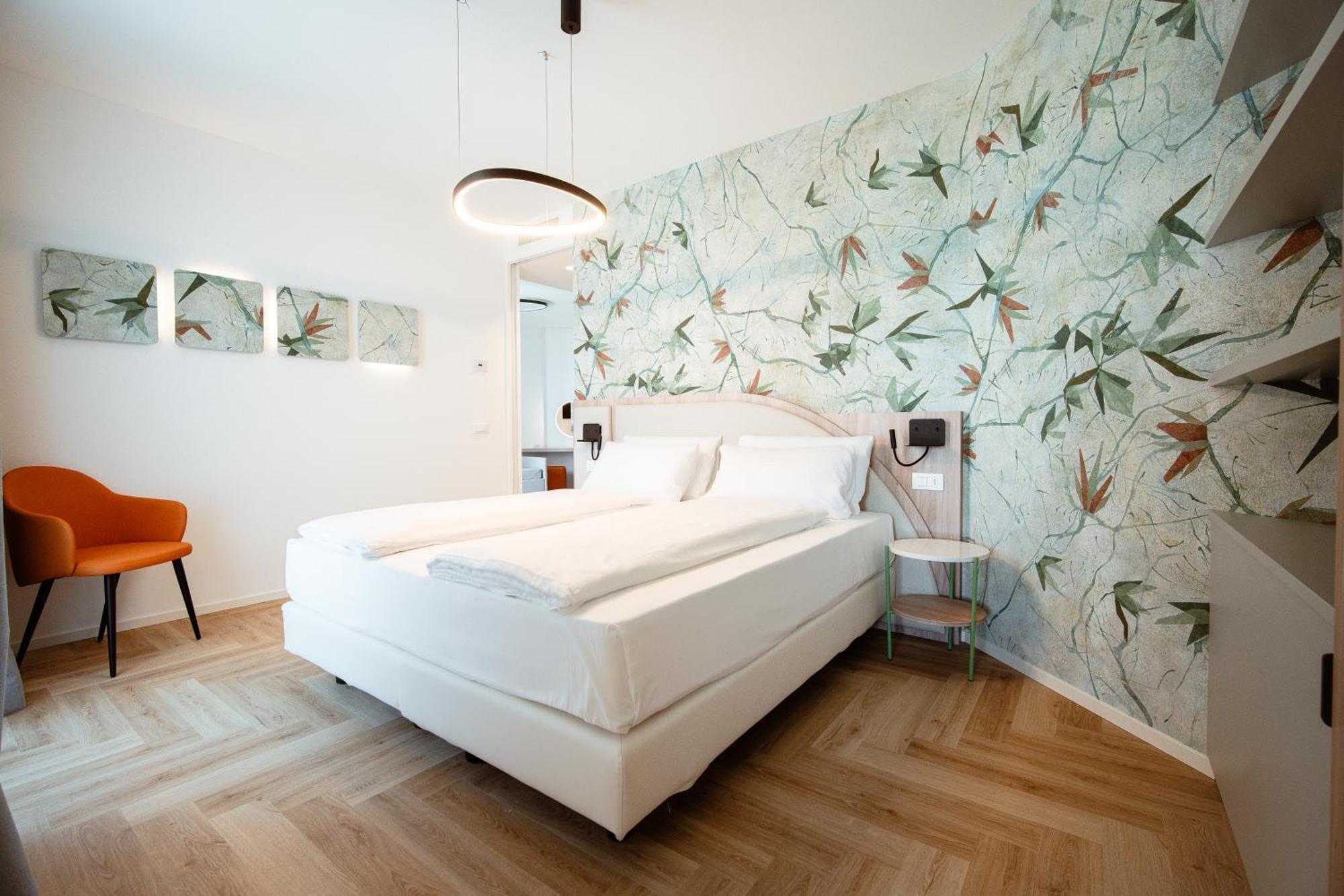 Hotel Cavalieri Palace & Suites Lido di Jesolo Dış mekan fotoğraf